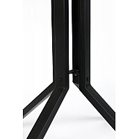 Maze 1 table